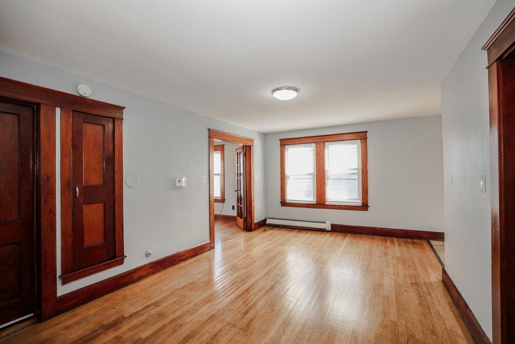 Photo of 103 Walnut Street #2, Nashua, NH 03060 (MLS # 5115327)