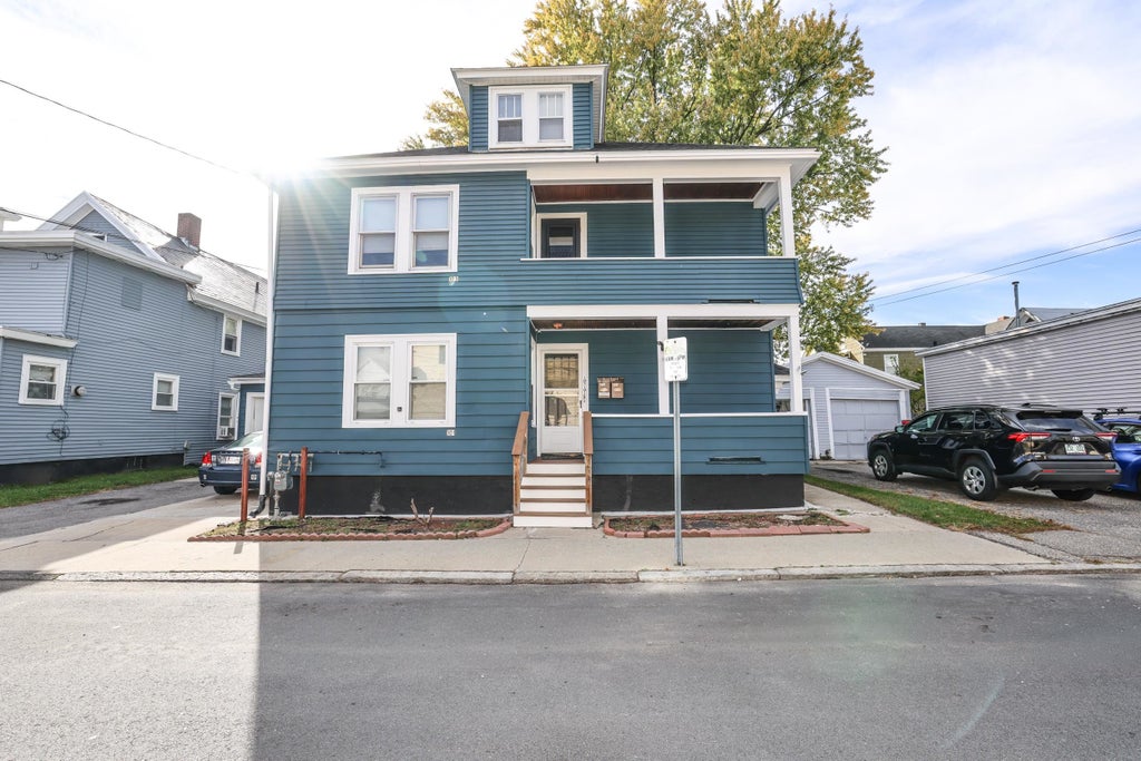 Photo of 103 Walnut Street #2, Nashua, NH 03060 (MLS # 5115327)
