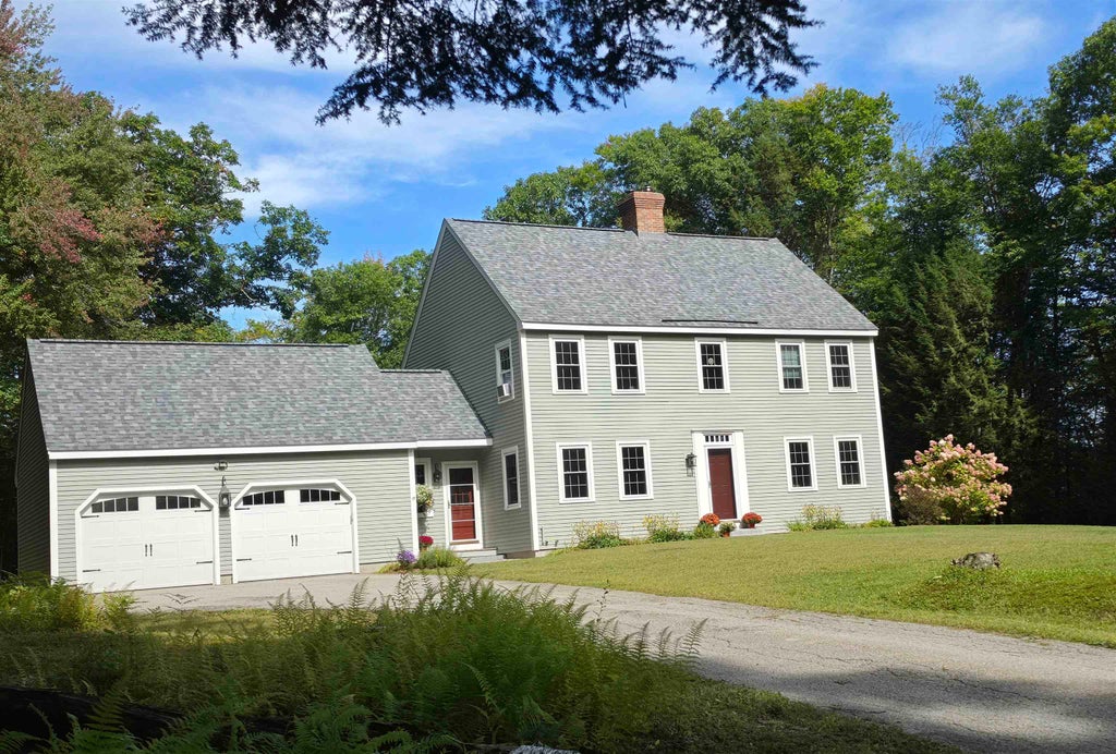 Photo of 90 Deer Run Road, Henniker, NH 03242 (MLS # 5111458)