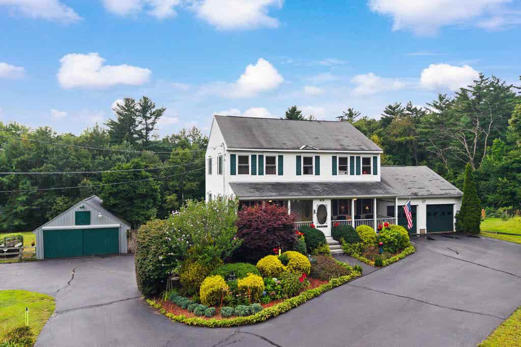Photo of 438 Pembroke Street, Pembroke, NH 03275 (MLS # 5105861)