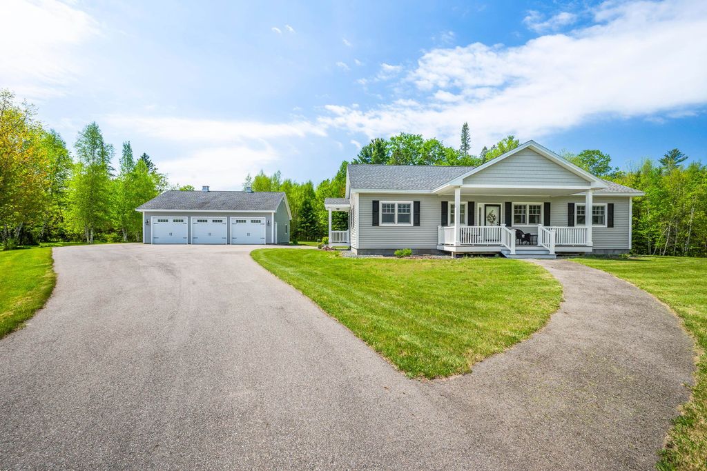 Photo of 45 Northwoods Drive, Whitefield, NH 03598 (MLS # 5091486)