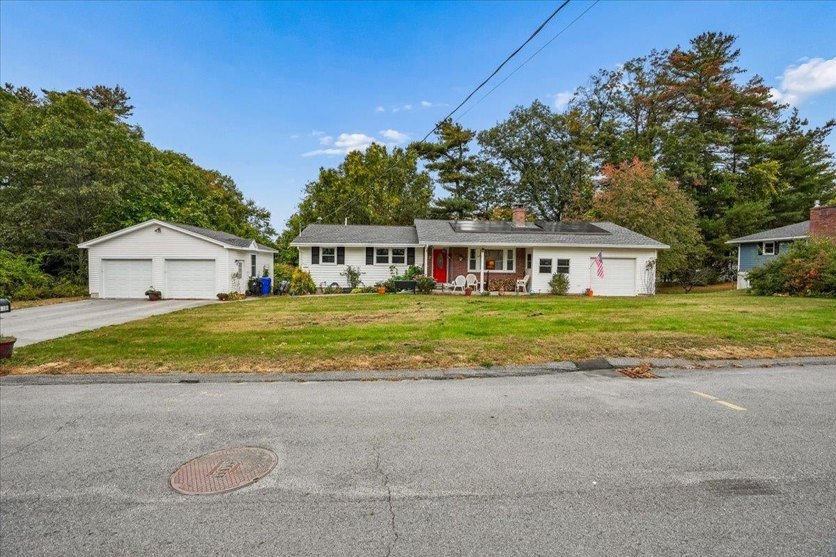33 Cedar Street