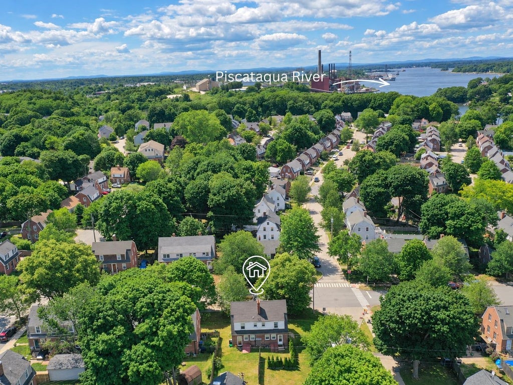 Photo of 648 Kearsarge Way, Portsmouth, NH 03801 (MLS # 5114649)