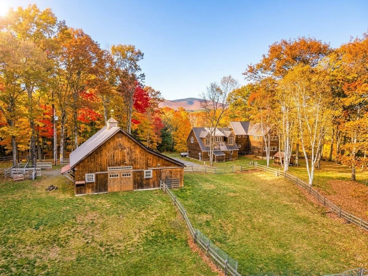 114 Oak Ridge Way