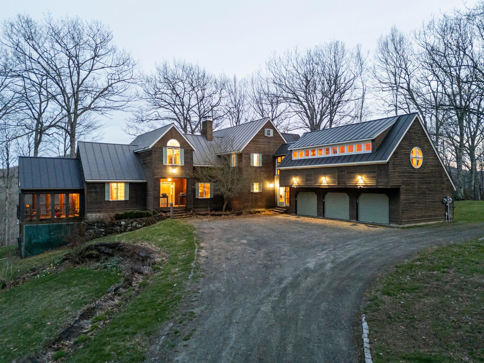 114 Oak Ridge Way