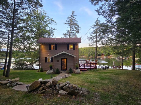 Photo of 1 Fish Cove Road #7, Meredith, NH 03253 (MLS # 5111644)