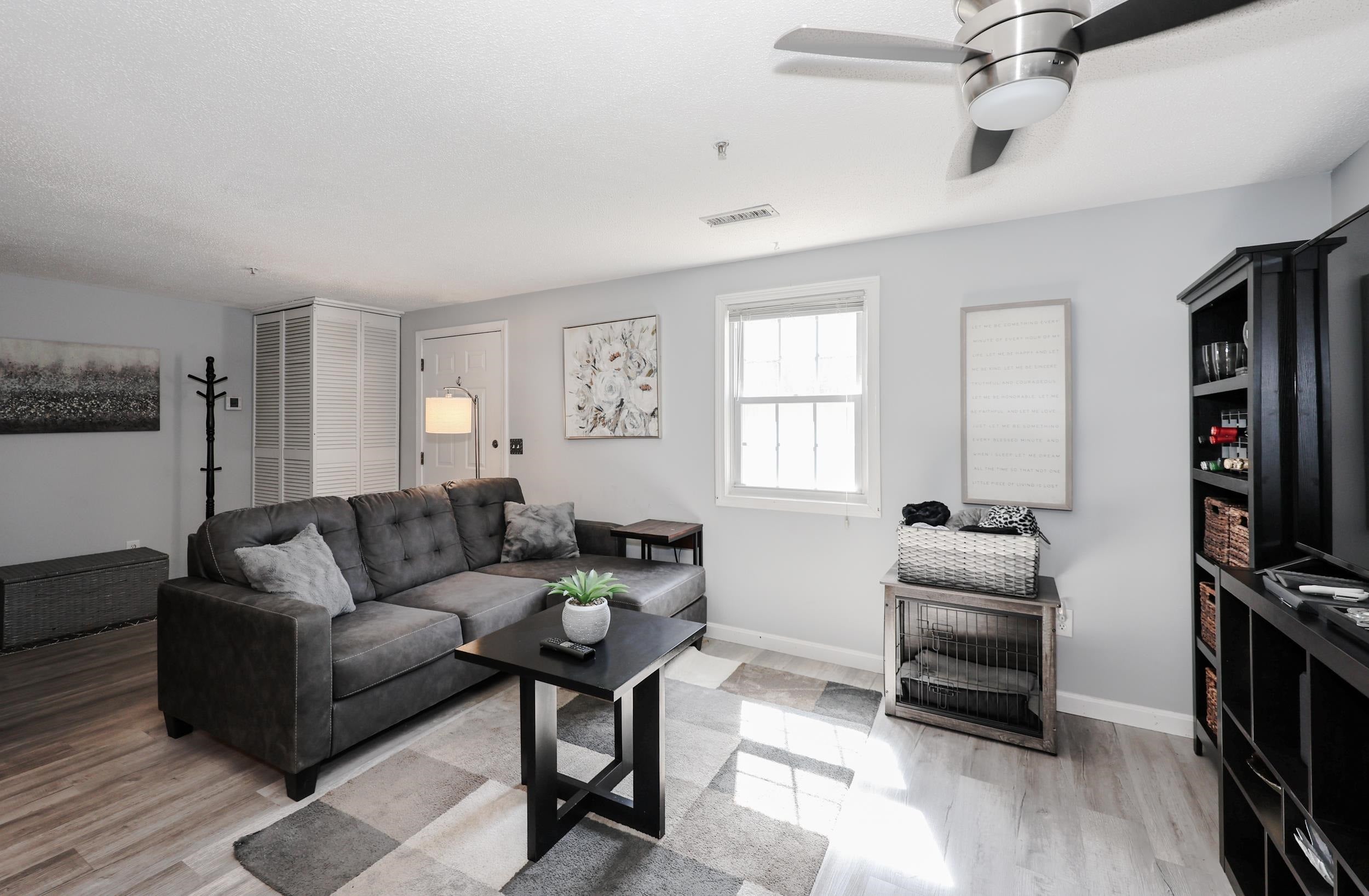 910 Elmwood Drive