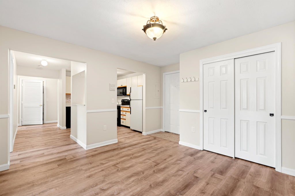 Photo of 2 Timberwood Drive #306, Goffstown, NH 03045 (MLS # 5107137)