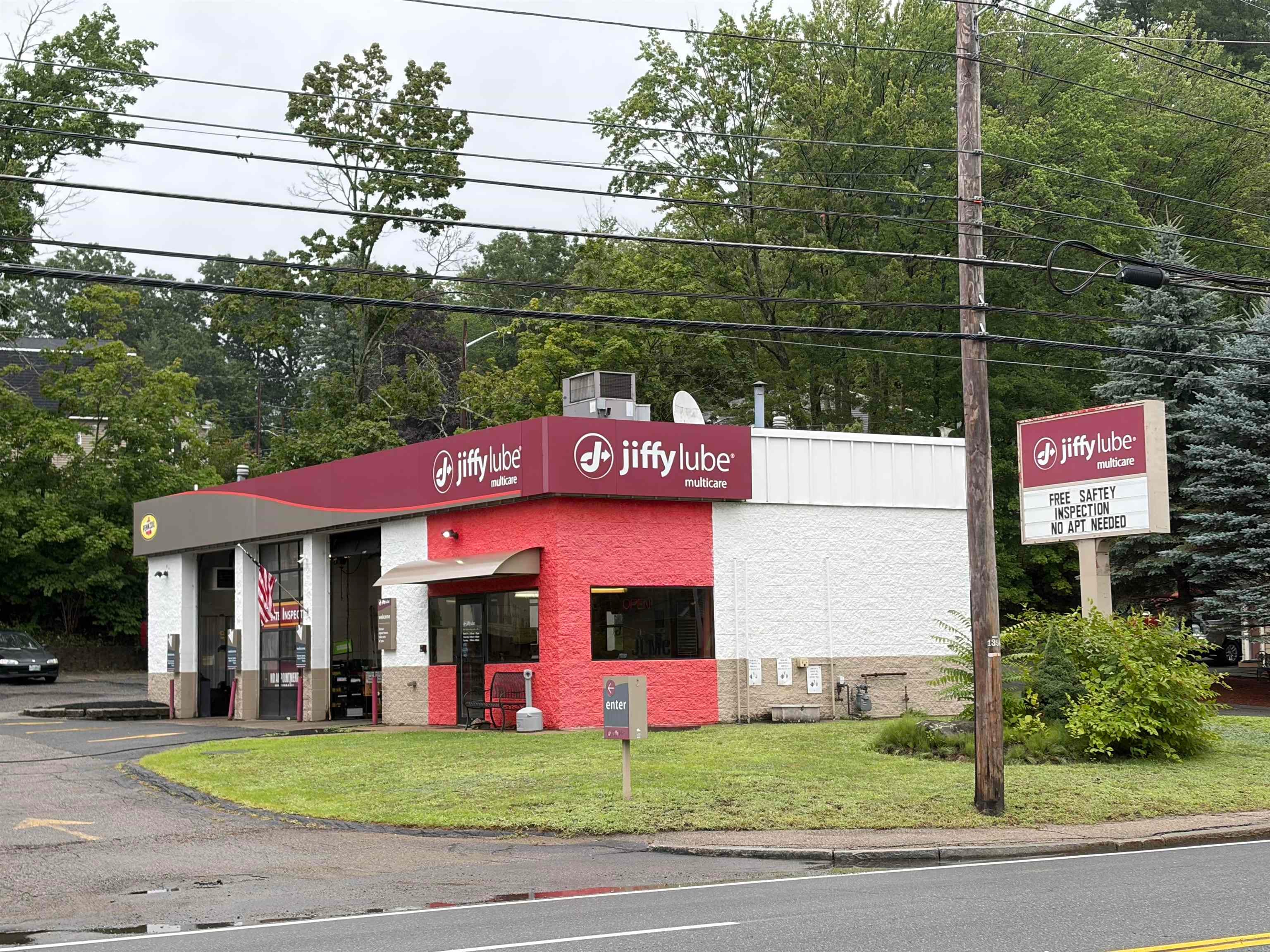 194 North Broadway Rte 28
