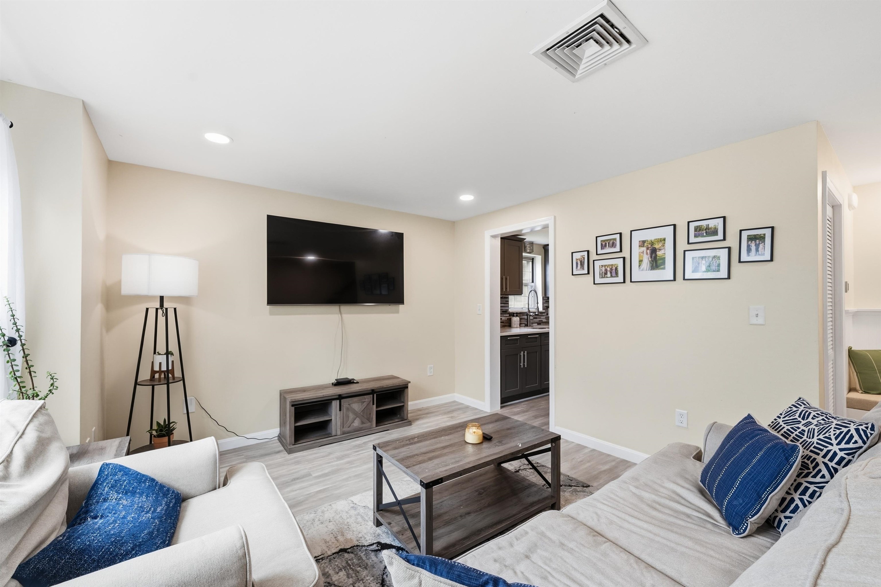 107 Franklin Street Extension 8