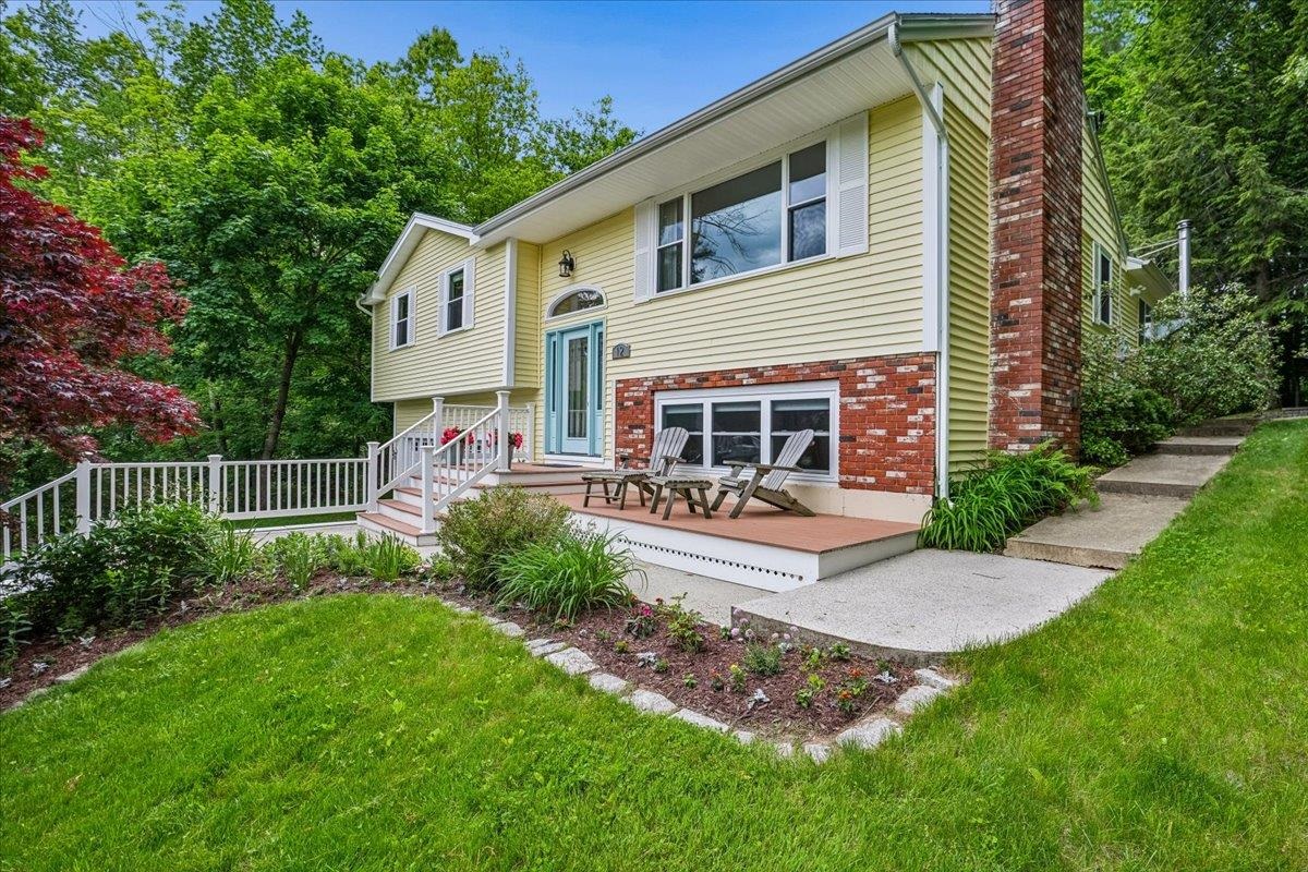 12 Barkland Drive