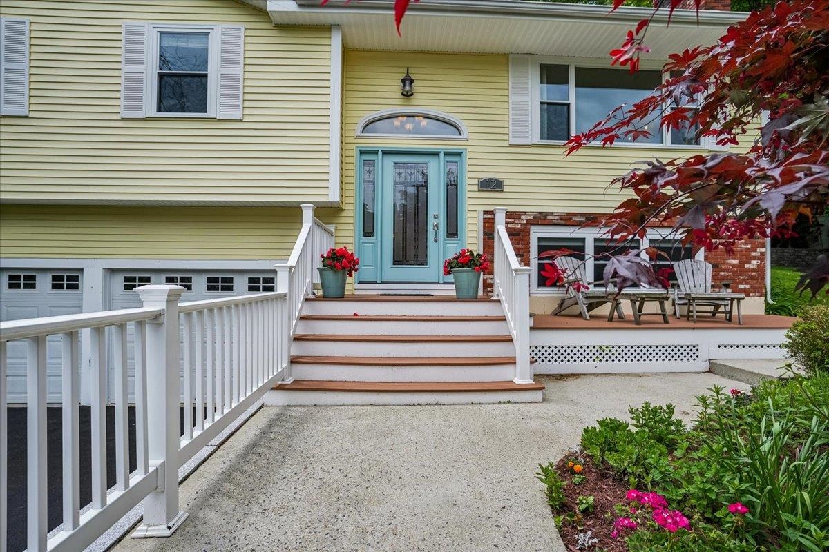 12 Barkland Drive