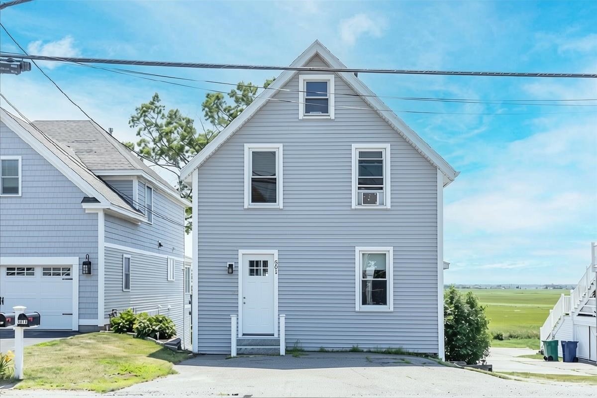 501 Winnacunnet Road 1