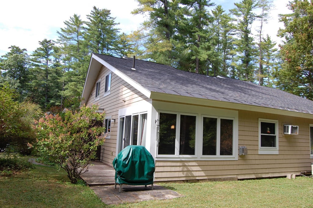 Photo of 7 Amoskeag Road, Concord, NH 03301 (MLS # 5110927)