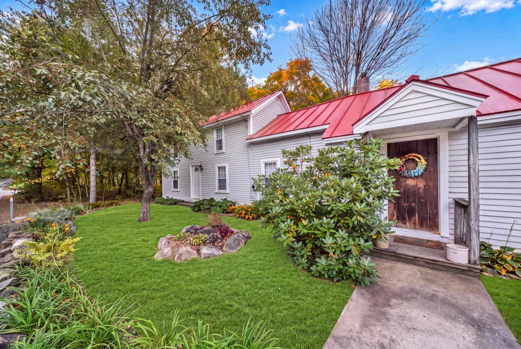 Photo of 22 Cobbetts Pond Road, Windham, NH 03087 (MLS # 5113081)