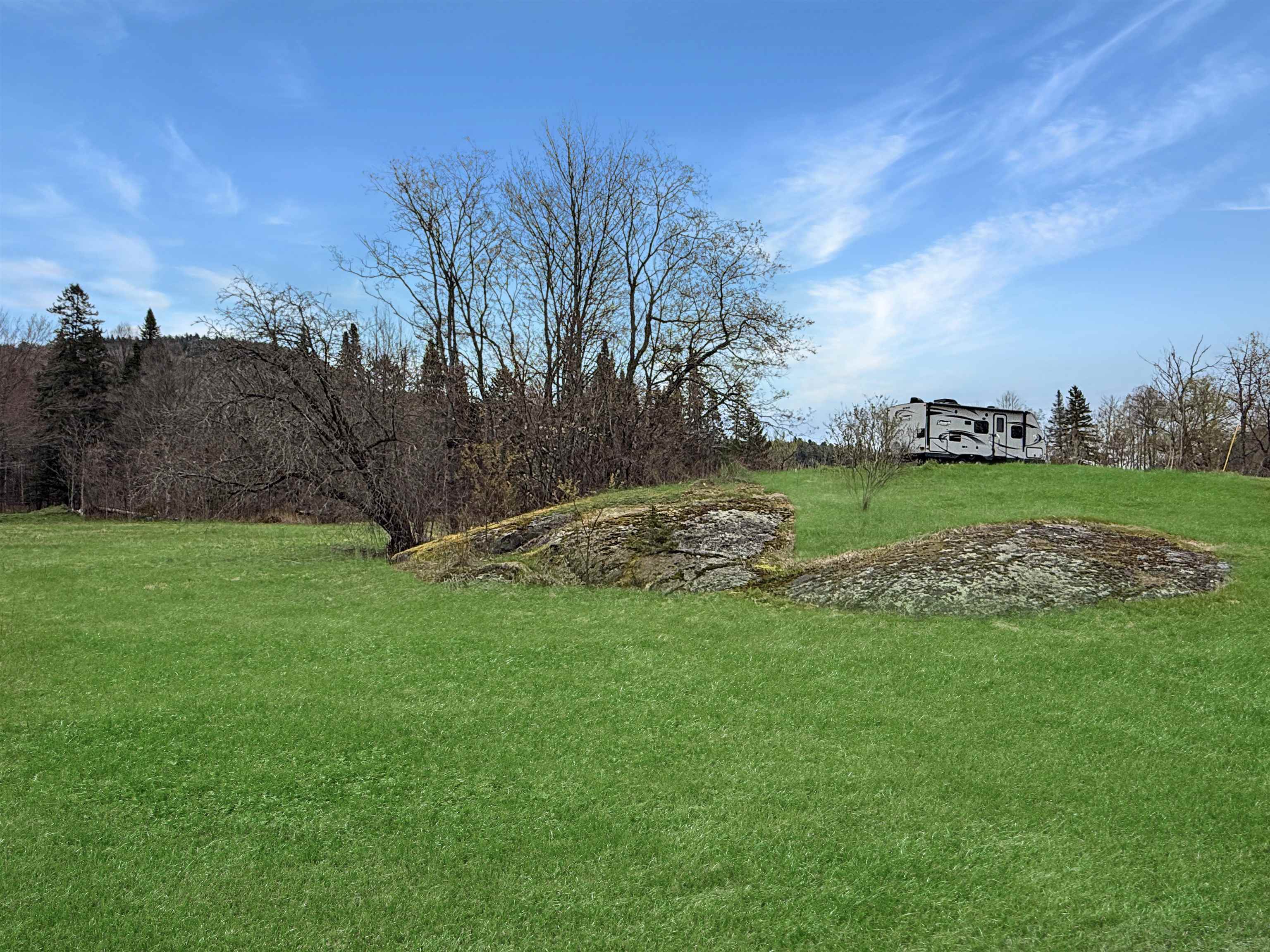 279 & 284 Hall Stream Road