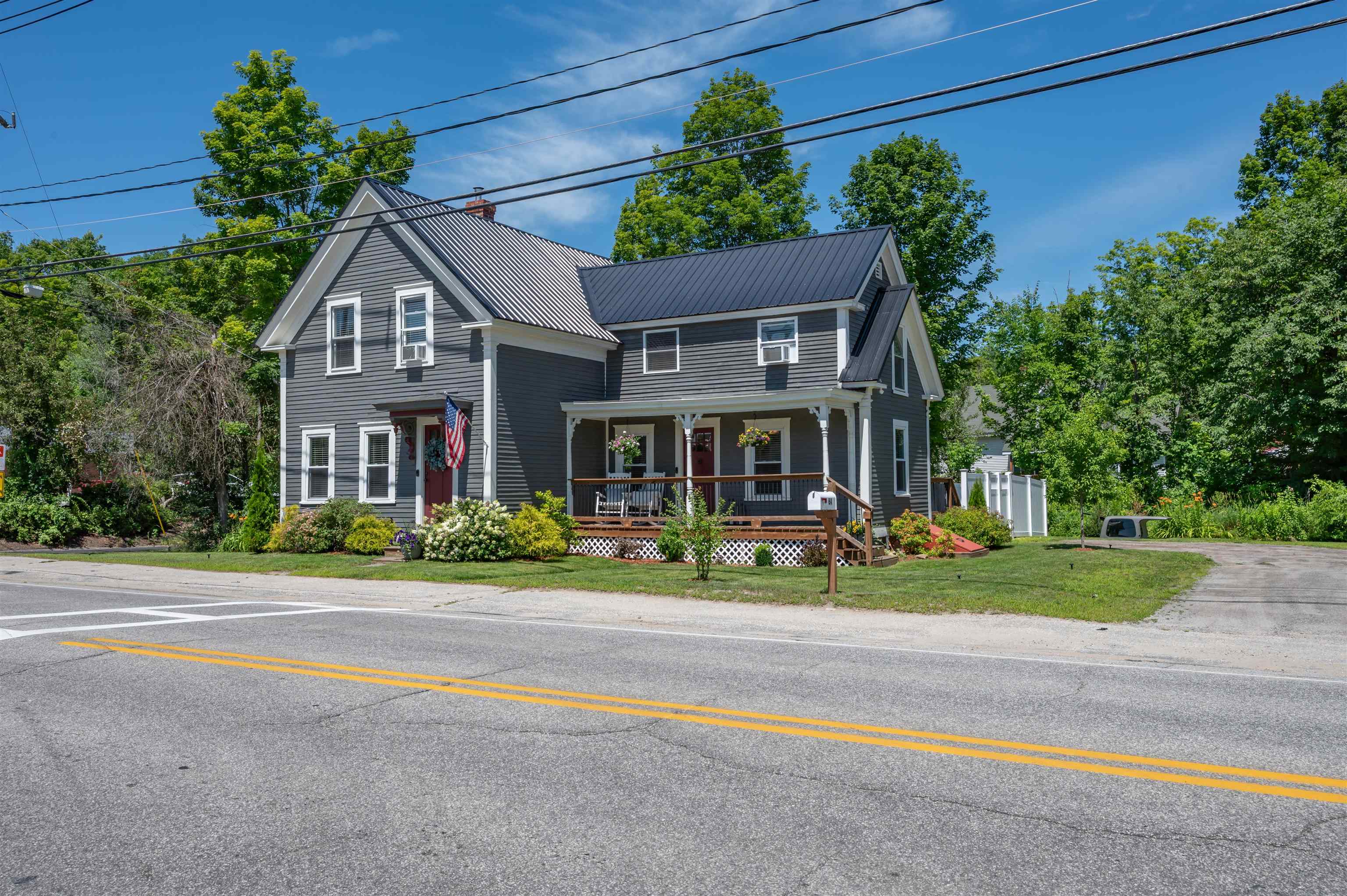 64 Henniker Street