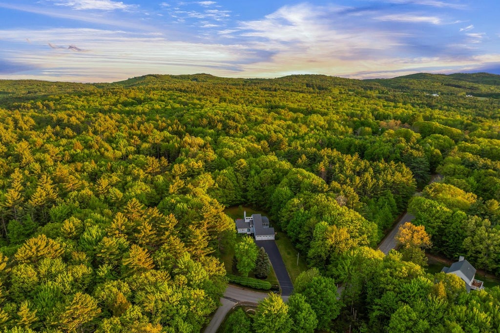 Photo of 52 Meadow Lane, Belmont, NH 03220 (MLS # 5090871)