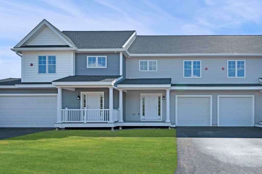 Photo of 73 Crestview Way, Raymond, NH 03077 (MLS # 5107122)