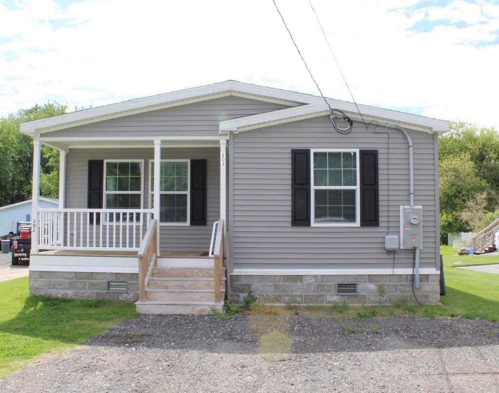 Photo of 202 S Main Street, Seabrook, NH 03874 (MLS # 5091821)