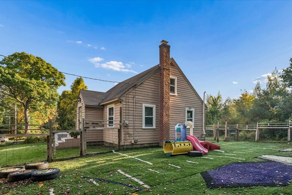 16 Gile Road