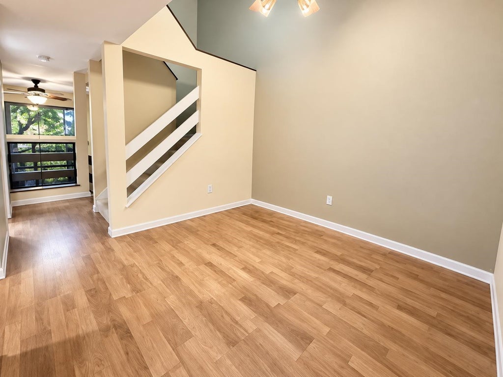 Photo of 16 Templeton Court, Merrimack, NH 03054 (MLS # 5115493)