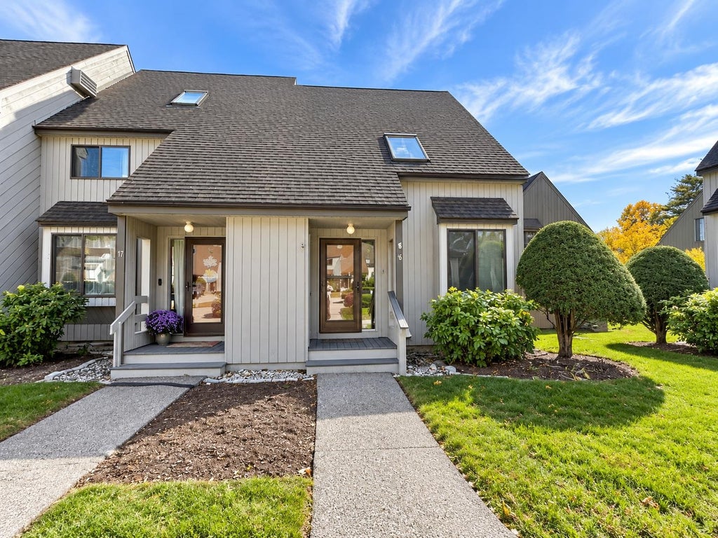 Photo of 16 Templeton Court, Merrimack, NH 03054 (MLS # 5115493)