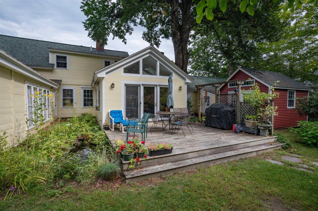 Photo of 12 Milford Street, Brookline, NH 03033 (MLS # 5109317)