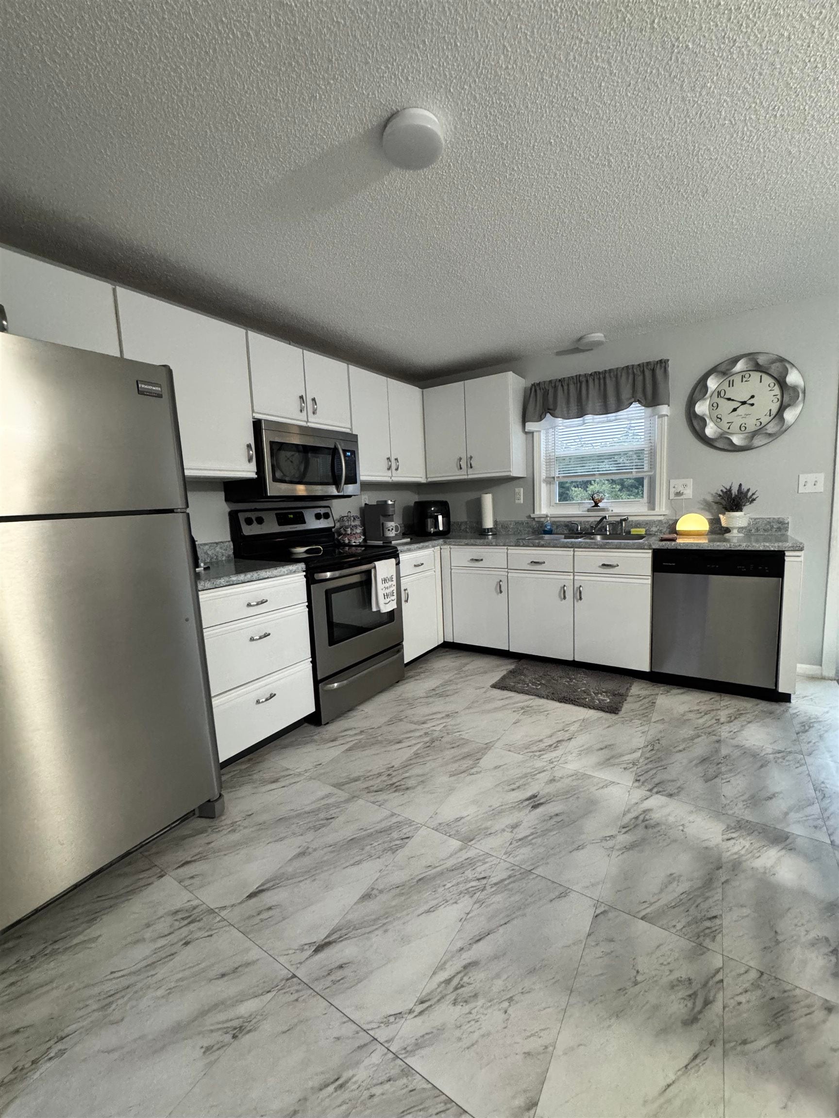 72 Derryfield Road R