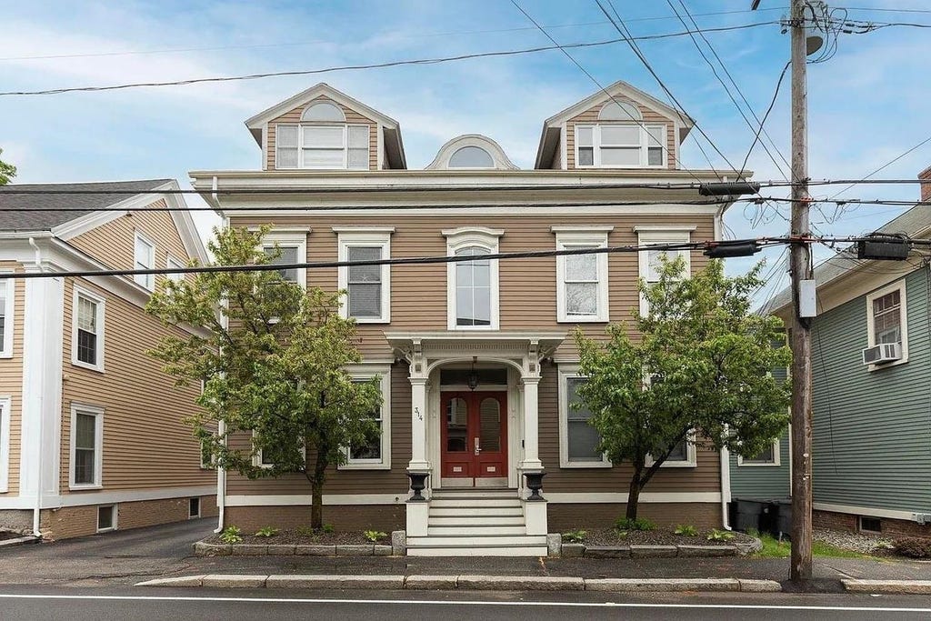 Photo of 314 Islington Street #5, Portsmouth, NH 03801 (MLS # 5104356)