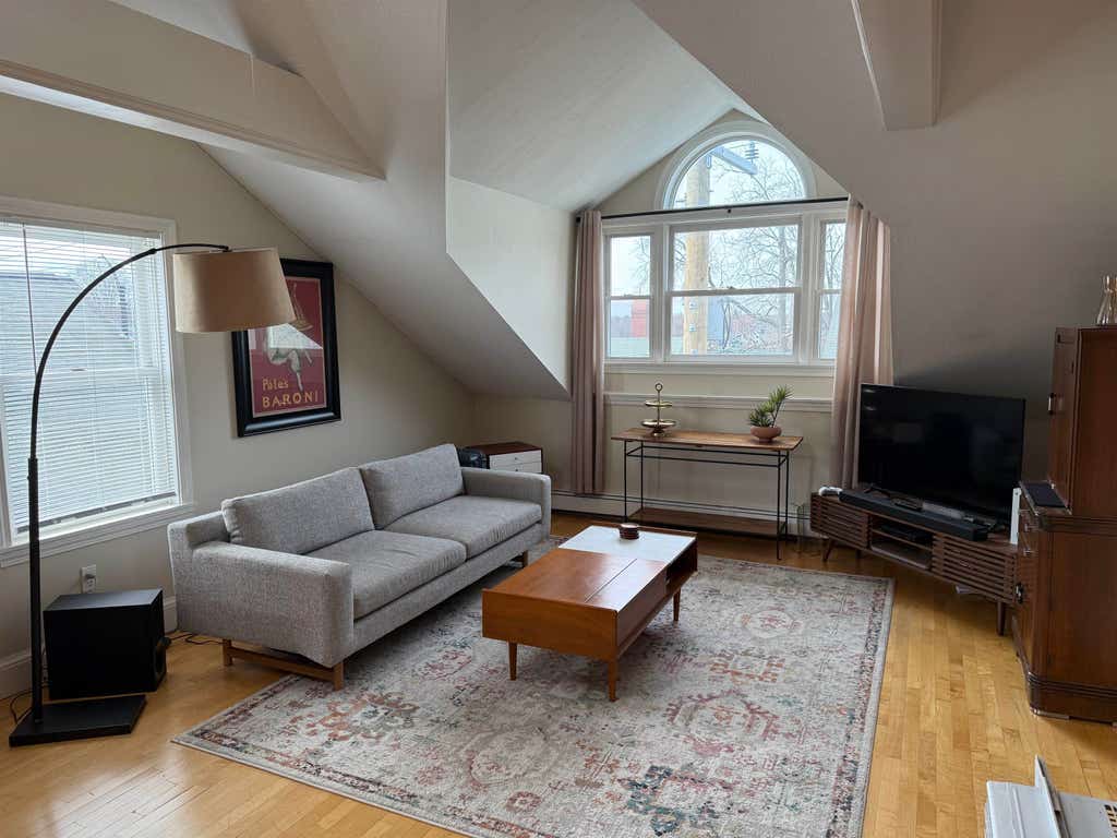 Photo of 314 Islington Street #5, Portsmouth, NH 03801 (MLS # 5104356)
