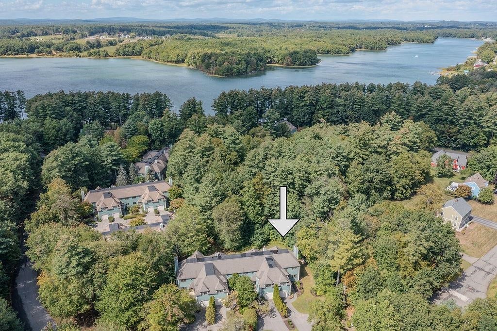 Photo of 1 Clearwater Drive, Dover, NH 03820 (MLS # 5109792)