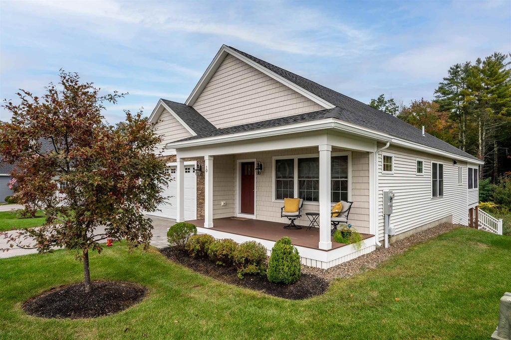 Photo of 10 Mulberry Lane, Epping, NH 03042 (MLS # 5114546)