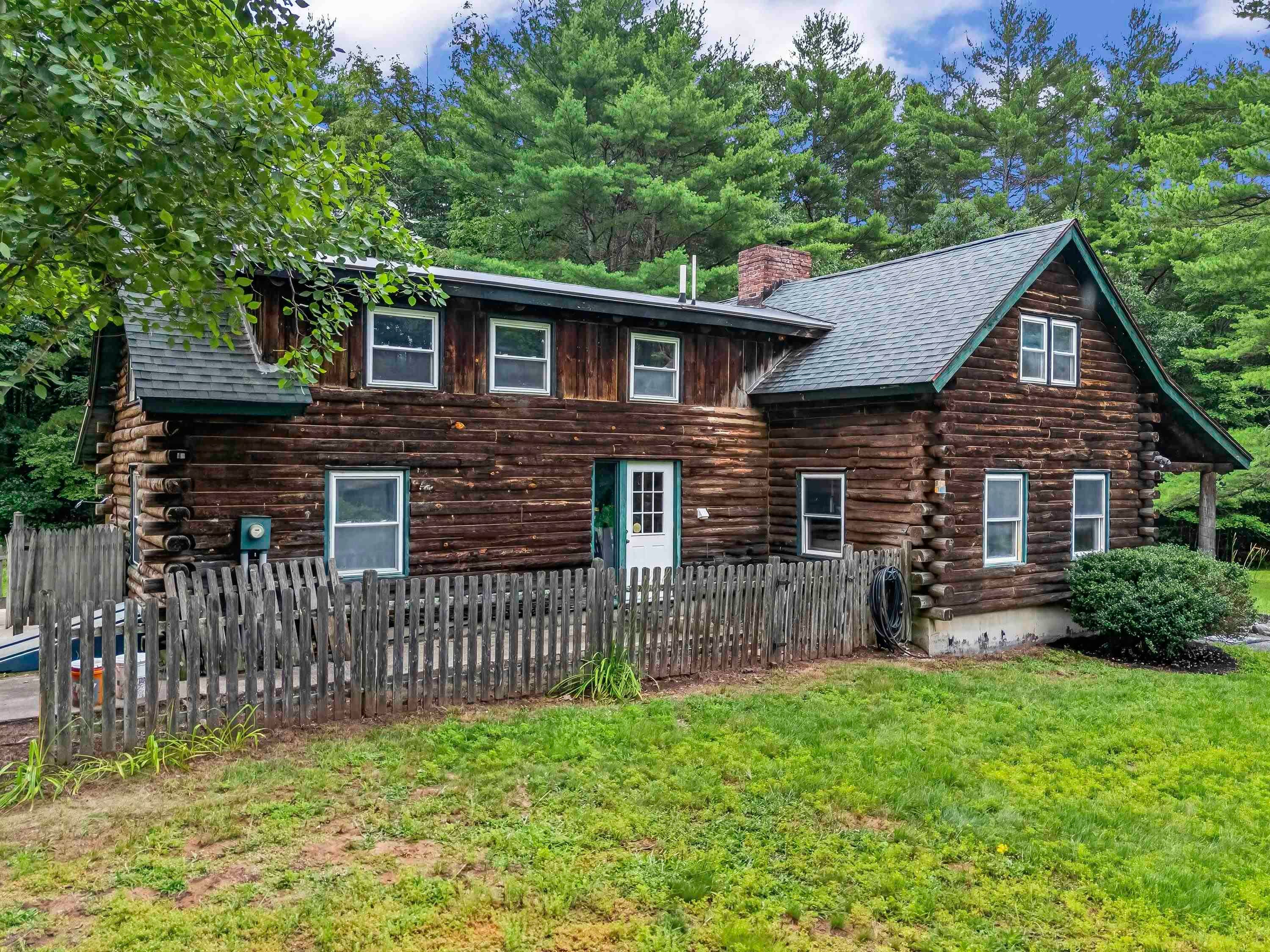 28 Leavitt Road