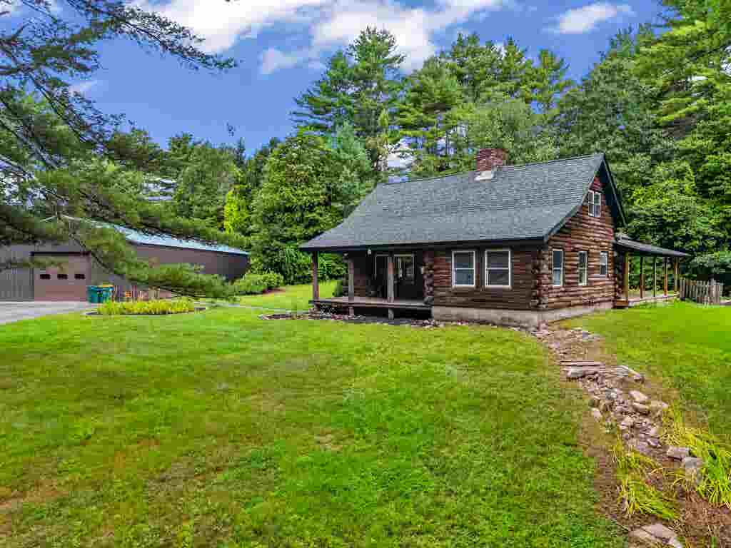 Photo of 28 Leavitt Road, Fremont, NH 03044 (MLS # 5103295)