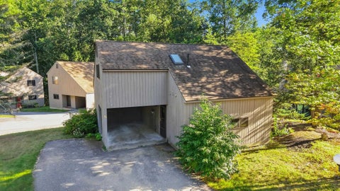 Photo of 144 Coburn Woods Drive, Nashua, NH 03063 (MLS # 5110180)