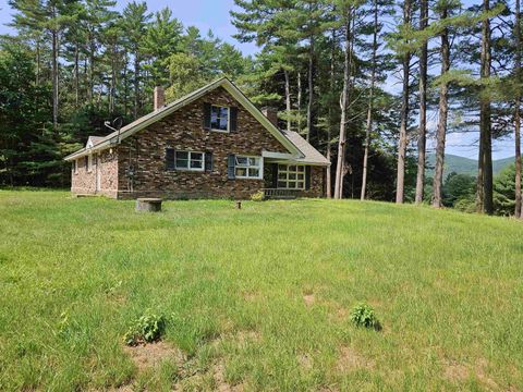 Photo of 14 Bellmore Drive, Orford, NH 03777 (MLS # 5100816)
