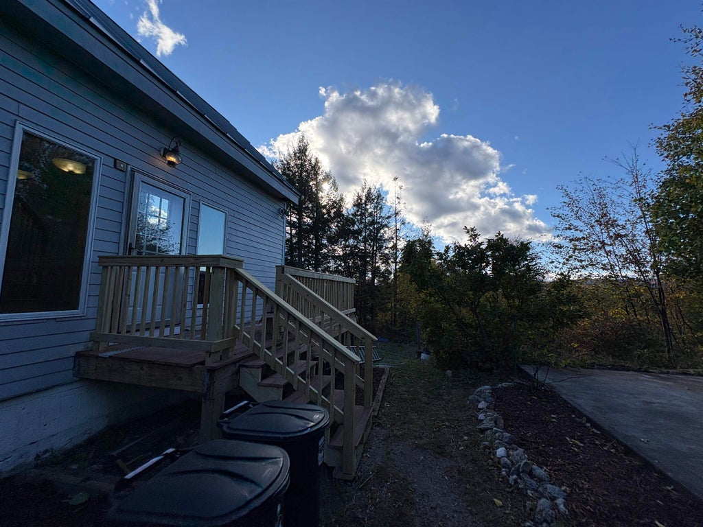 Photo of 15 Richards Lane, Croydon, NH 03773 (MLS # 5112983)