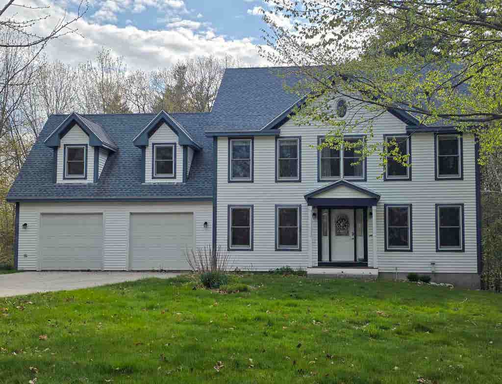 Photo of 762 Robinson Road, Pembroke, NH 03275 (MLS # 5077872)