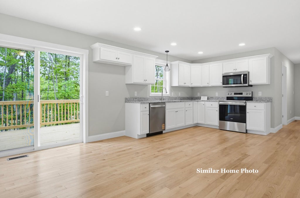 Photo of 82 Bittersweet Road, Barrington, NH 03825 (MLS # 5107085)