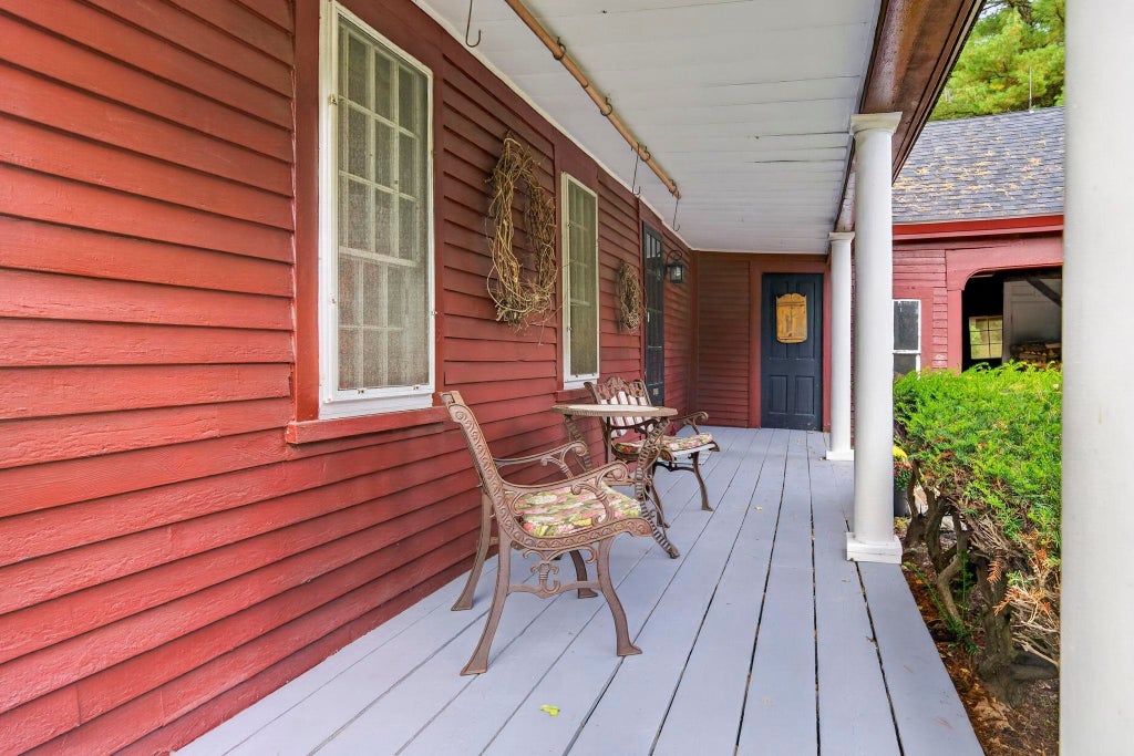 Photo of 47 Bedford Road, Merrimack, NH 03054 (MLS # 5111909)
