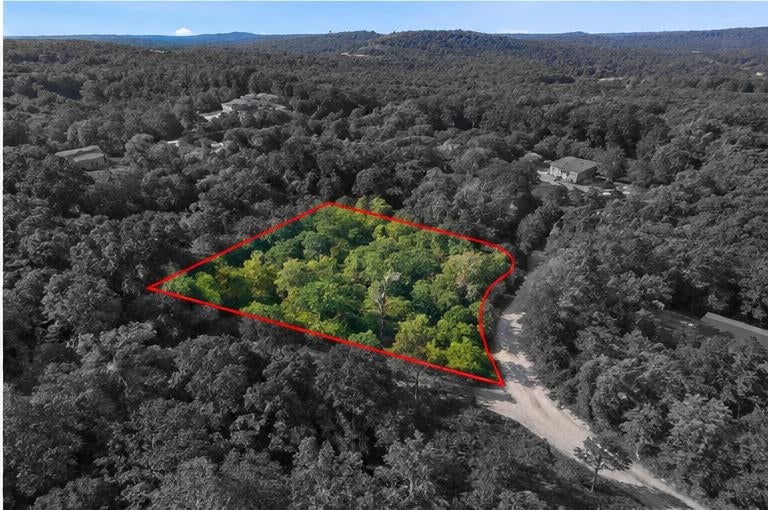 Photo of 128 Bear Road, Haverhill, NH 03765 (MLS # 5111852)