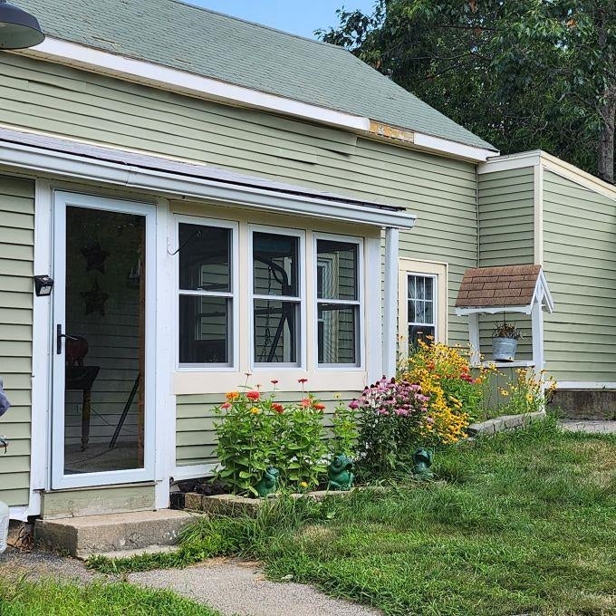 329 Meadow Street