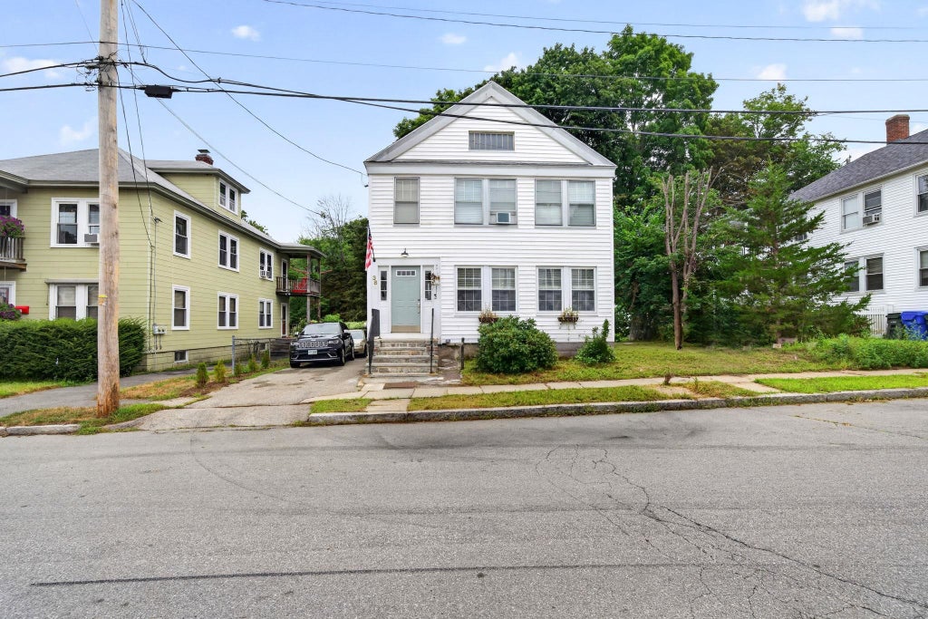 Photo of 38 Riddle Street, Manchester, NH 03102 (MLS # 5108466)