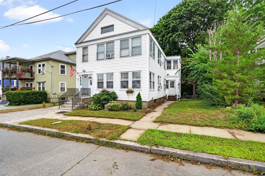 Photo of 38 Riddle Street, Manchester, NH 03102 (MLS # 5108466)