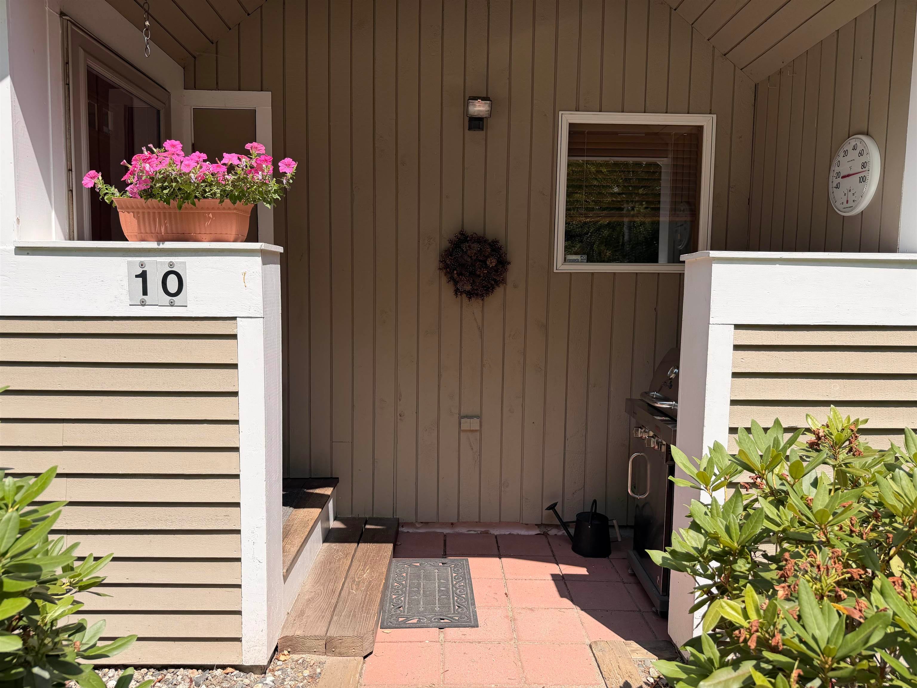 13 Laurel Circle 10