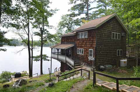 Photo of 19 Hummingbird Lane, Hillsborough, NH 03244 (MLS # 5106476)