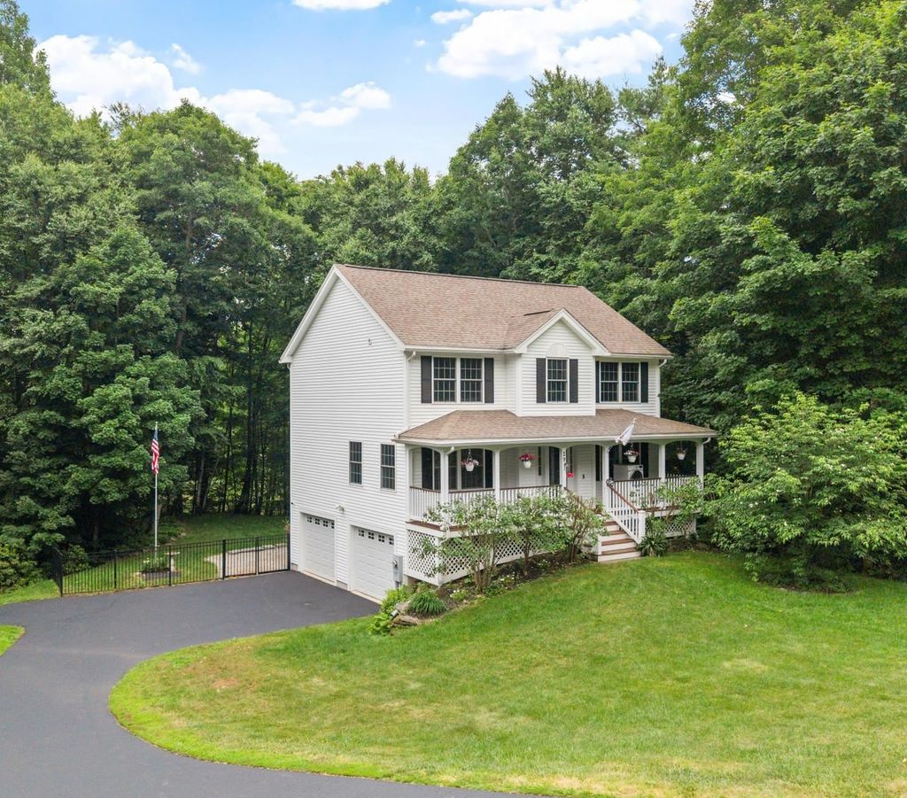 Photo of 29 Cider Street, Epping, NH 03042 (MLS # 5096824)