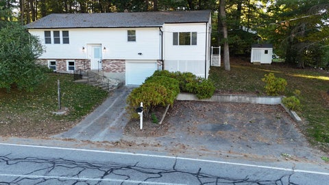 Photo of 19 New Searles Road, Nashua, NH 03062 (MLS # 5113340)