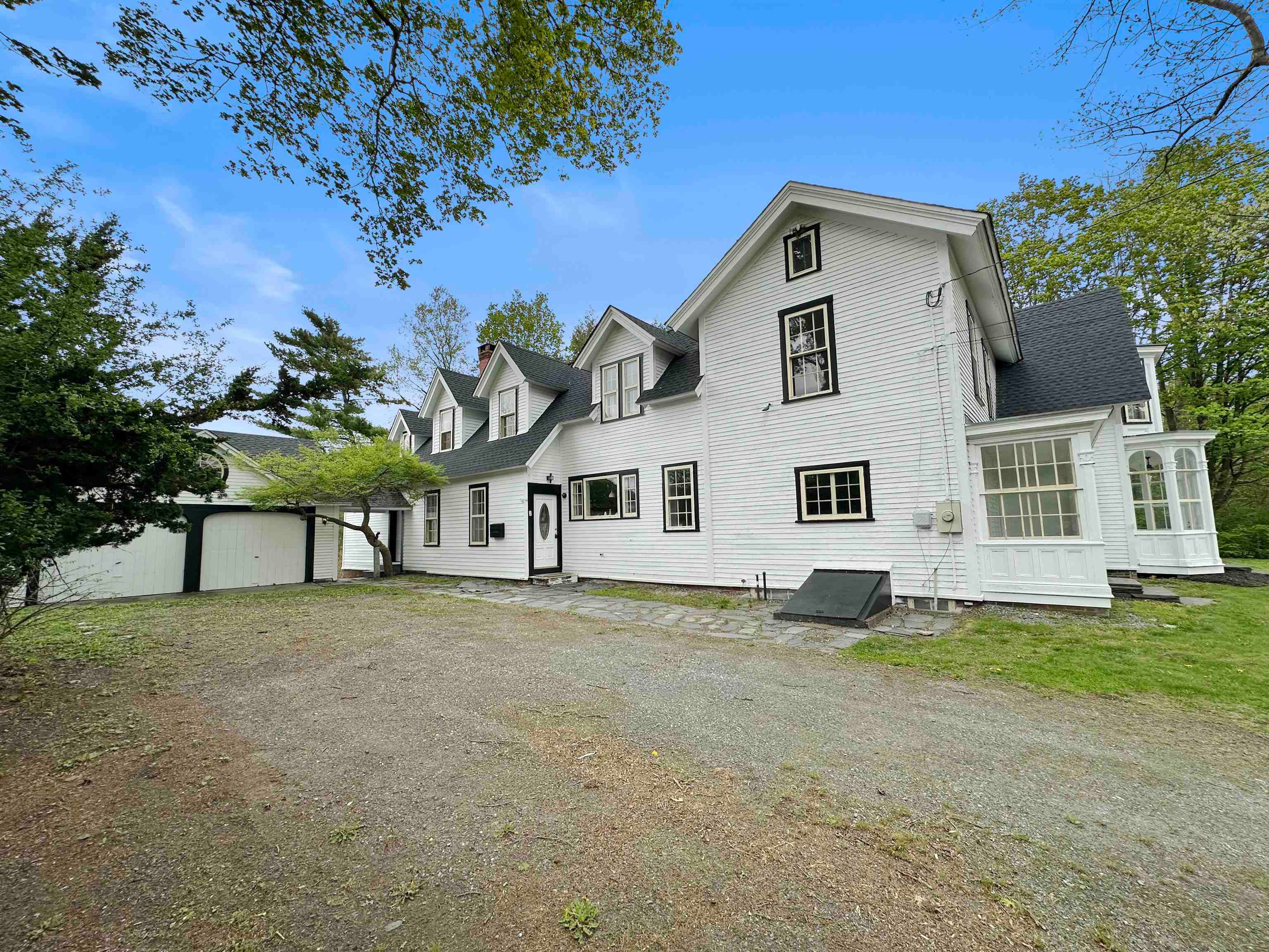 2 Pine Street